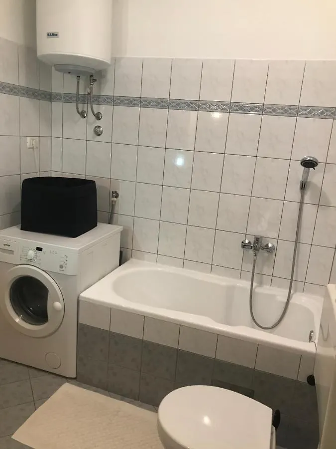 Apartment Emi Pula