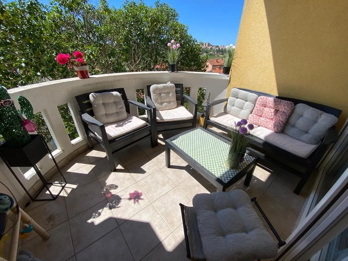 Apartment Emi Pula