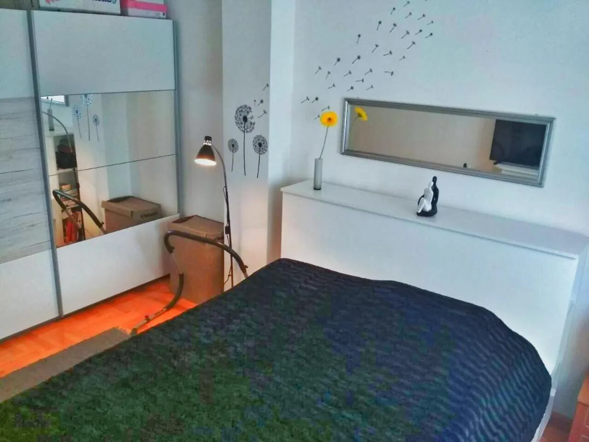 Apartment Emi Pula 0*,  Croatia